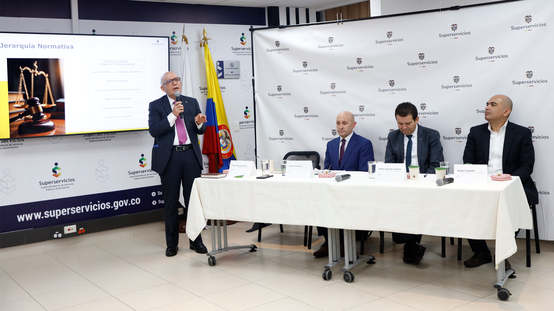 Superservicios realizó la tercera versión de su Café Jurídico