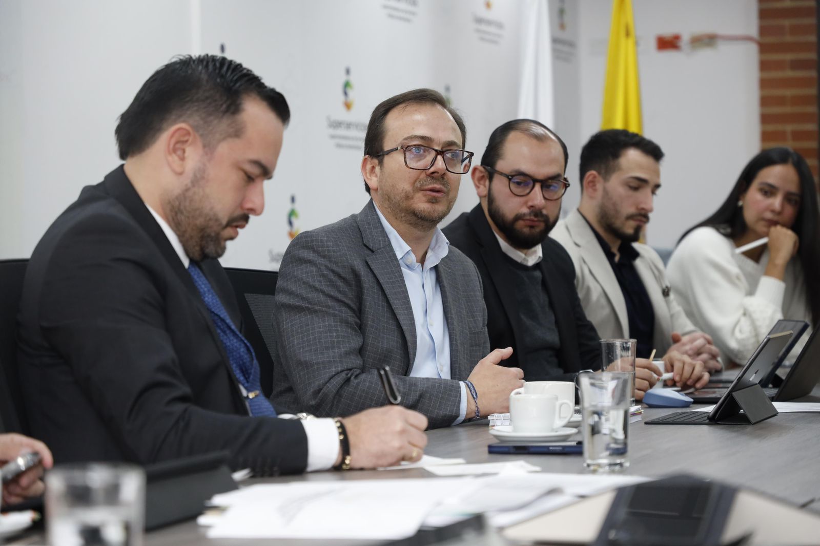 Reunión Superservicios y Minenergía