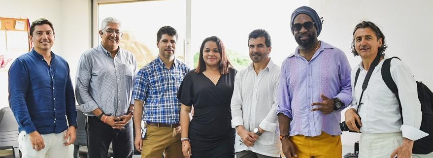 superintendentes delegados Orlando Velandia Sepúlveda, para Energía y Gas Combustible; y Ulver Triviño Hermida, para la Protección al Usuario y la Gestión en el Territorio; el director técnico de Gestión de Acueducto y Alcantarillado, James Copete Ríos; y el jefe de la Oficina Asesora de Comunicaciones, Fernando Ballesteros Valencia.