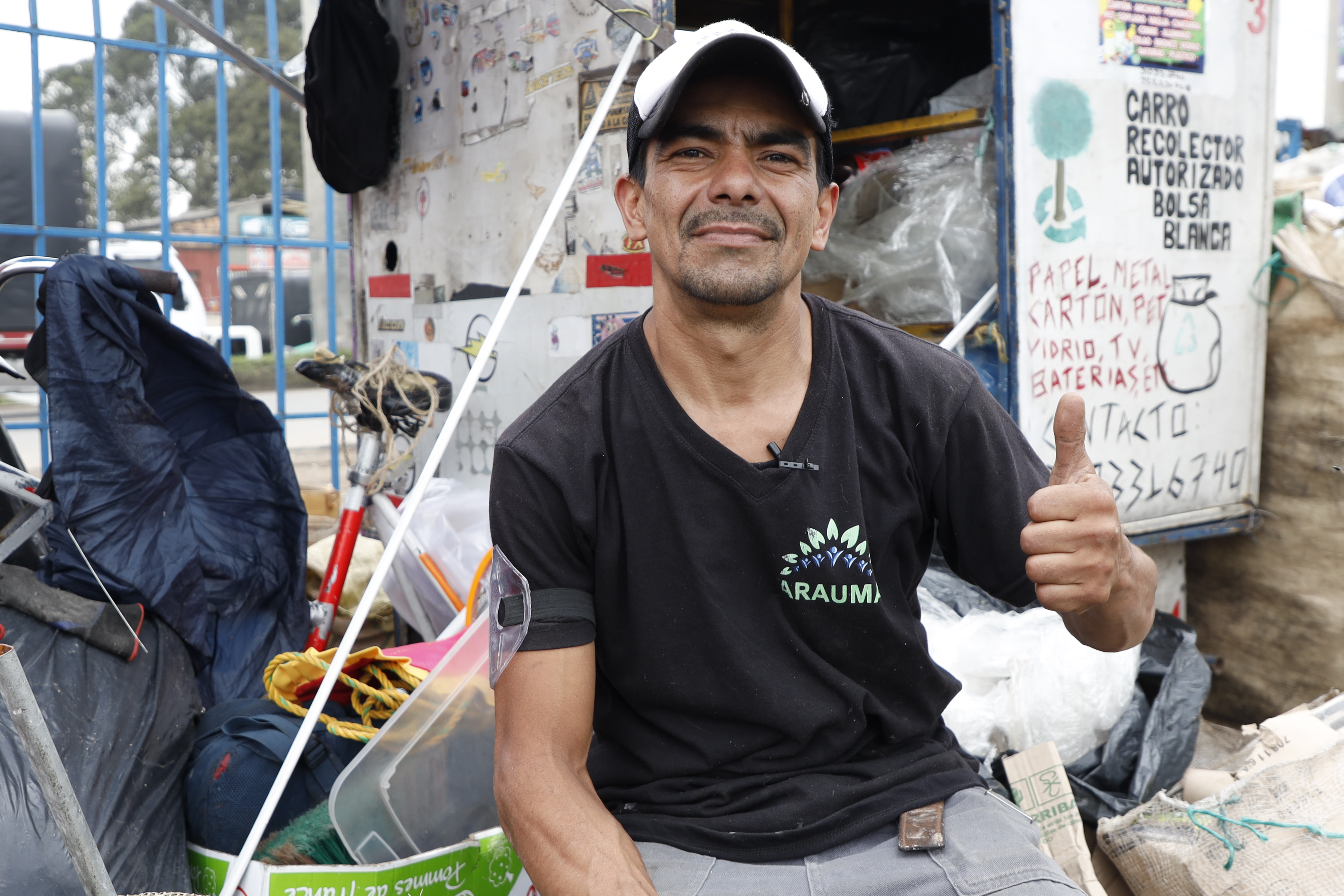 Pedro Gutiérrez, un reciclador de oficio asociado a la organización Arauma, ubicada en Fontibón