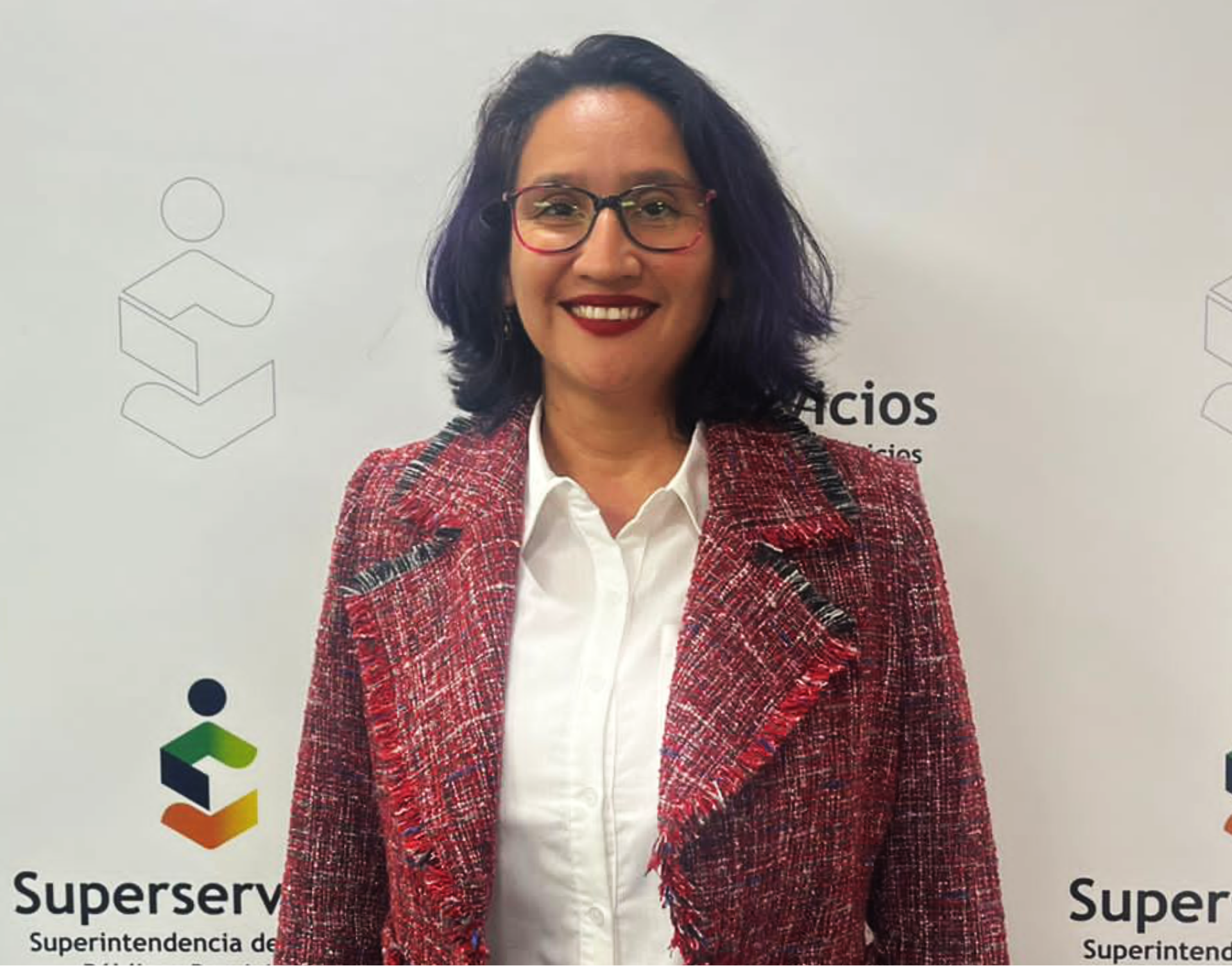 Patricia Almario Ortiz Directora Territorial Suroriente  Sede en Neiva