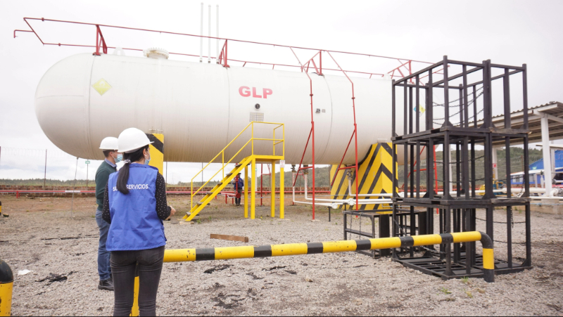 Foto visita de inspección planta de gas