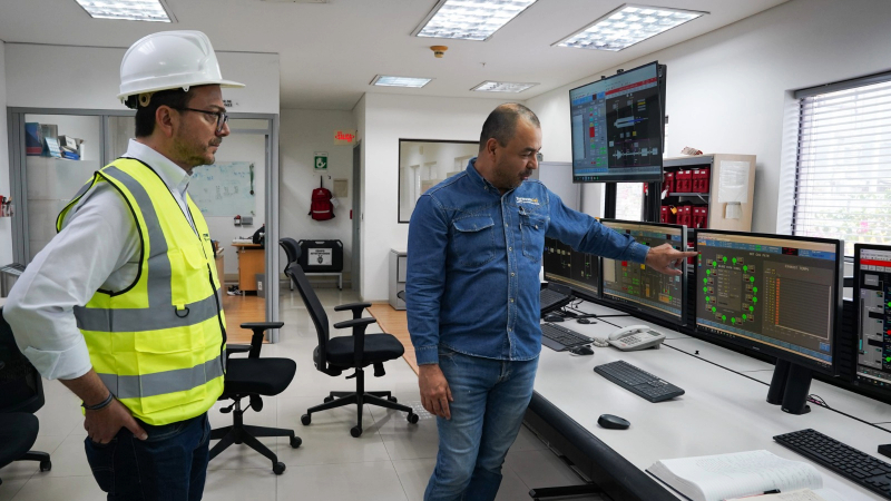 Superintendente, felipe duran, en indagación con funcionario en planta de energía y gas